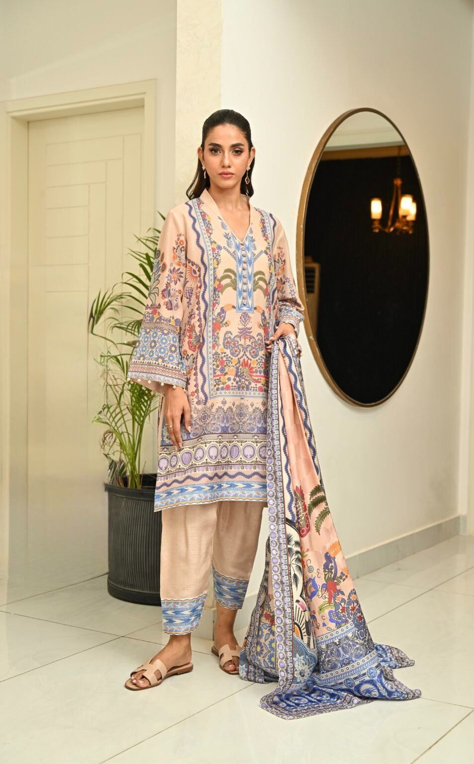 Azmira Kurta Set With Dupatta