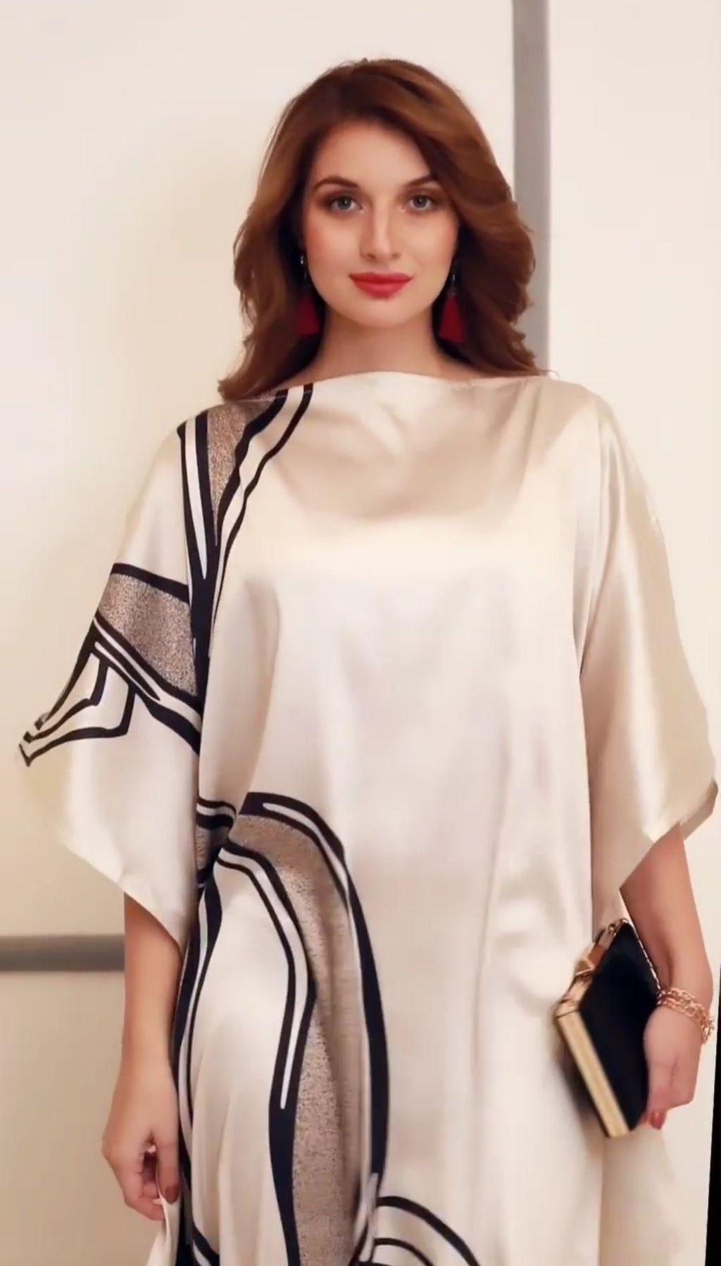 Beige Wavy Kaftan Dress