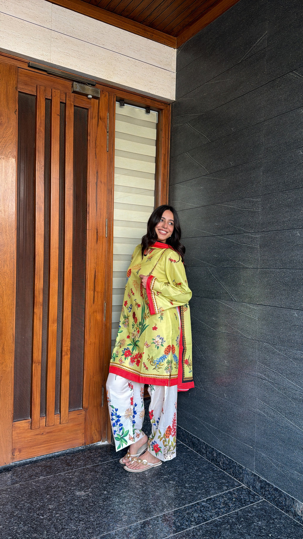 Gulnaar Kurta Set with dupatta