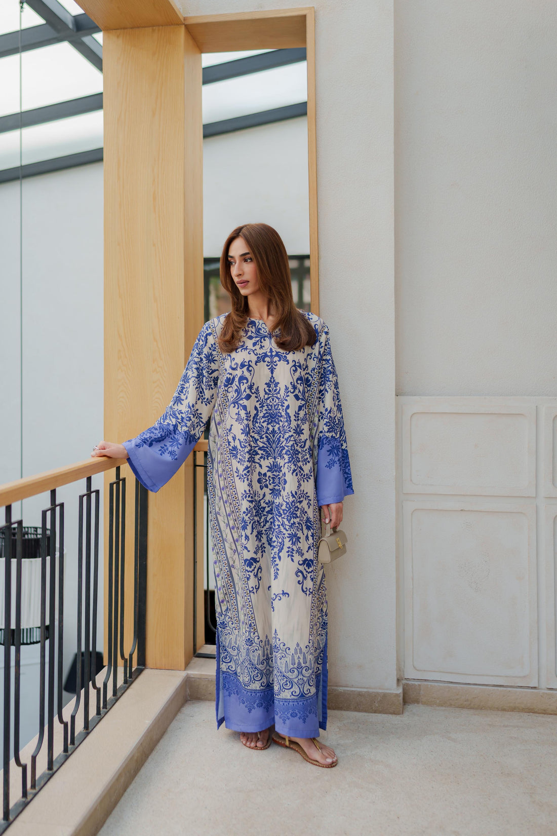 Mahnoor Kaftan