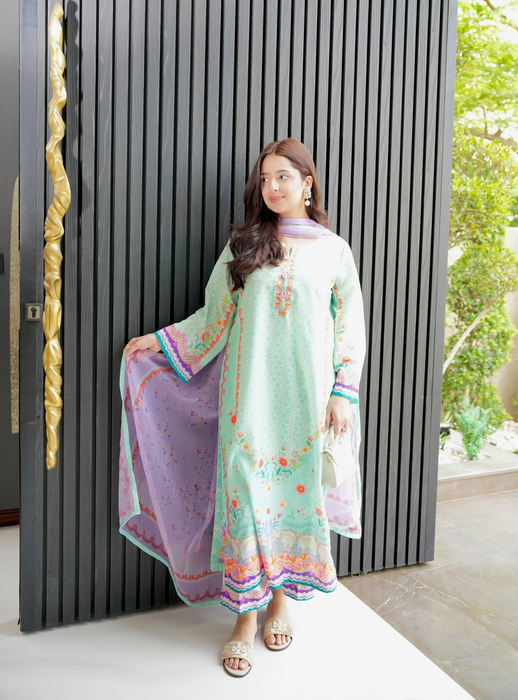 Afsoon Kurta Set With Dupatta