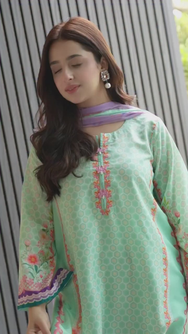 Afsoon Kurta Set With Dupatta