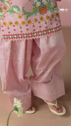 Dastoor Kurta Set With Dupatta