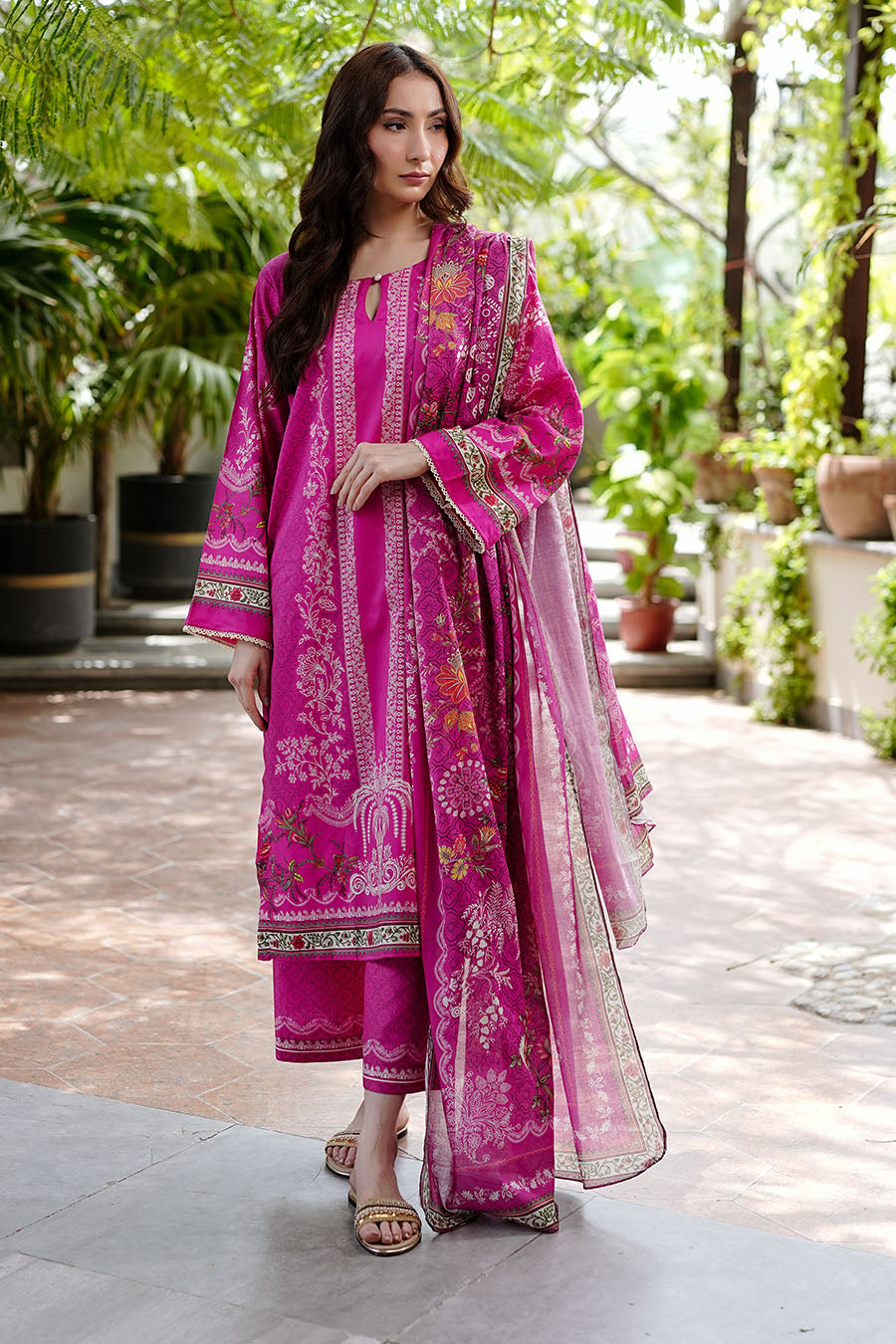 Fuchsia Kurta Set With Dupatta